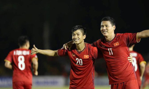 Vinh Dự: Xuất hiện hai đội bóng đầu tiên của Việt Nam lọt top đặc biệt của thế giới