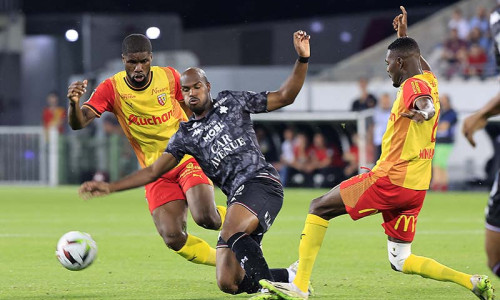Kèo nhà cái, soi kèo Metz vs Lens, 02h00 ngày 13/4, 02h00 ngày 13/4, Ligue 1